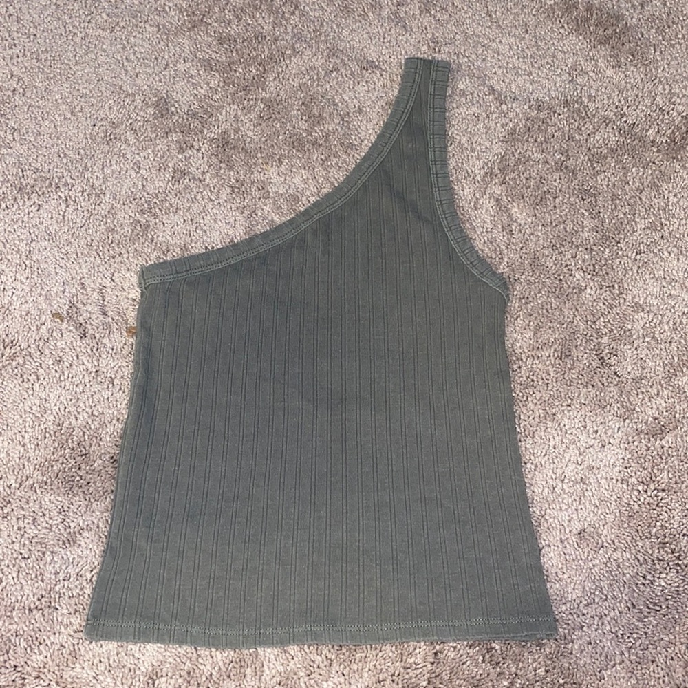 One strap tank